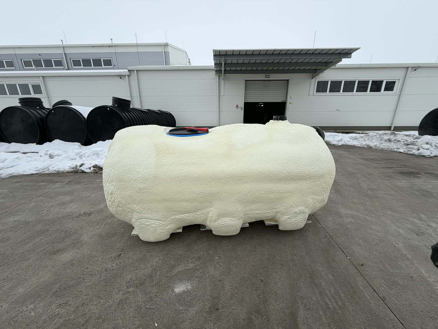 műanyag víztartály szigetelése