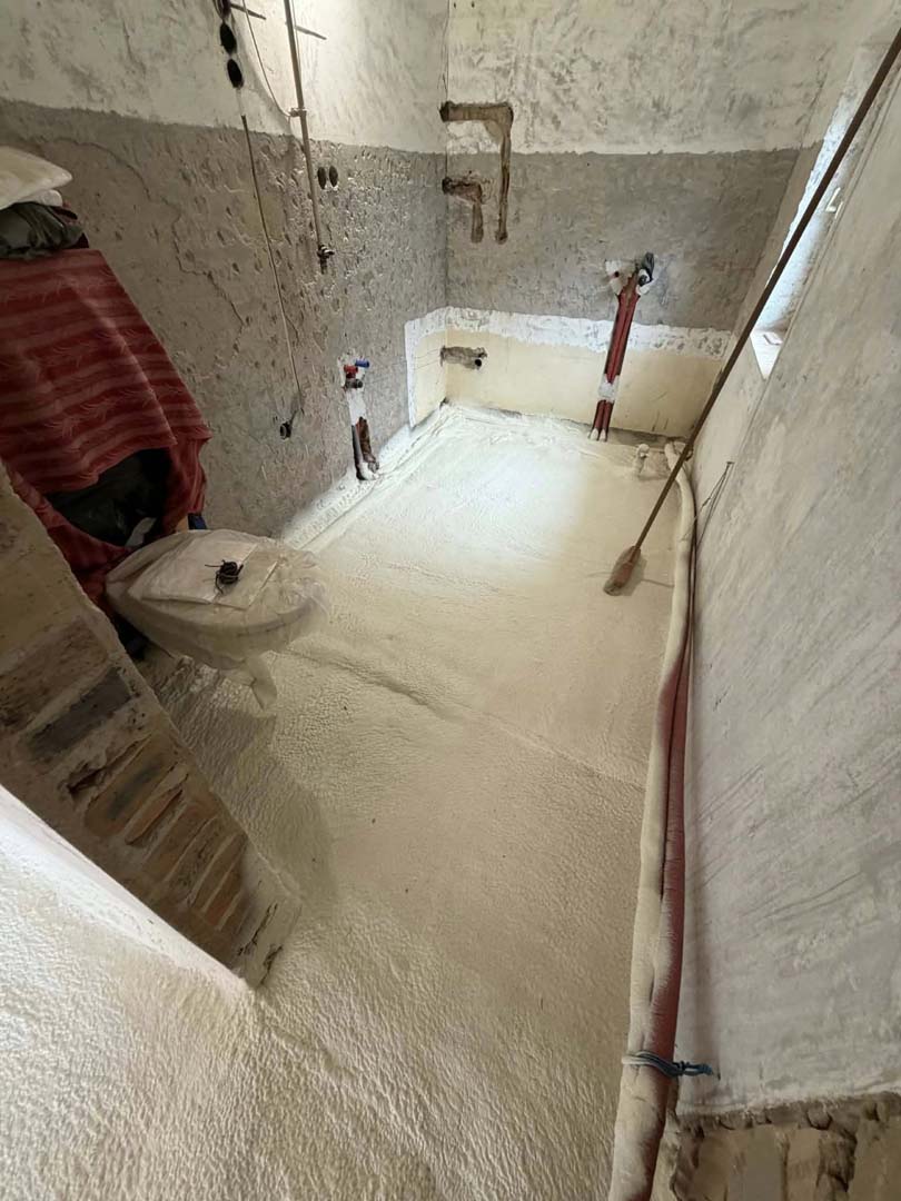 Hidegburkolat alatti hőszigetelés